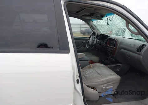 2003 Toyota Sequoia Limited V8 from USA, damaged, VIN 5TDBT48A53S159246